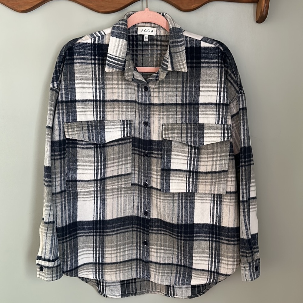 Vici Balboa Plaid Shacket Xs View 2